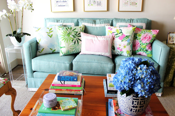5 Essentials for a Happier Living Room